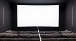 optimal projector screen size
