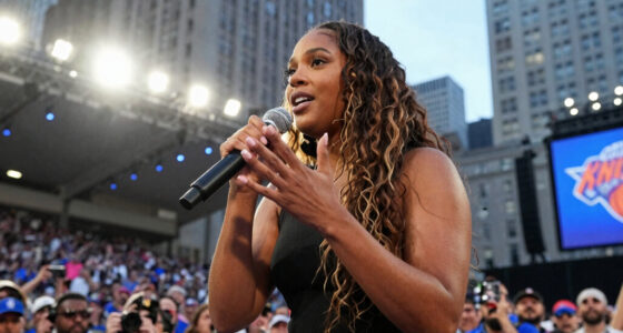 Knicks Championship Parade Ends With Alicia Keys Live At City Hall